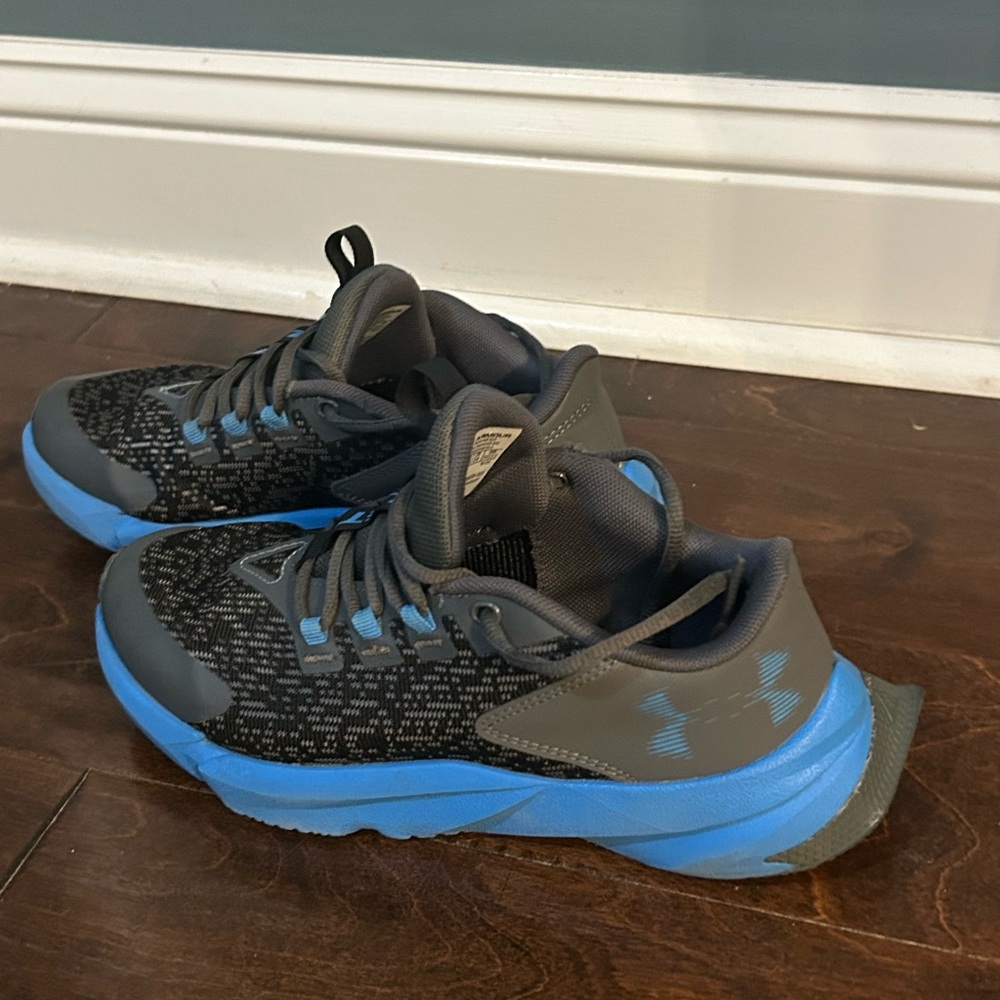Under Armour Kids' Black and Blue Sneakers